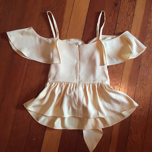 Club Monaco Cold Shoulder Ruffle Peplum Top - Picture 4 of 6